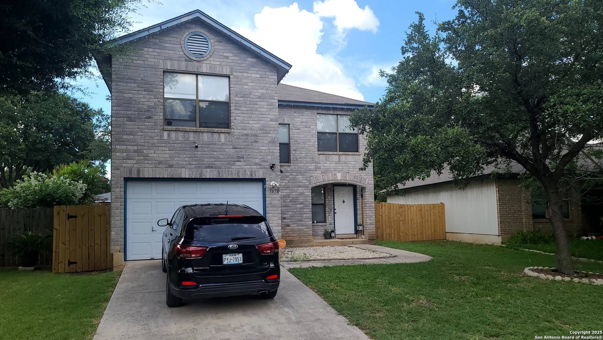 7670 Claridge, San Antonio, TX 78250