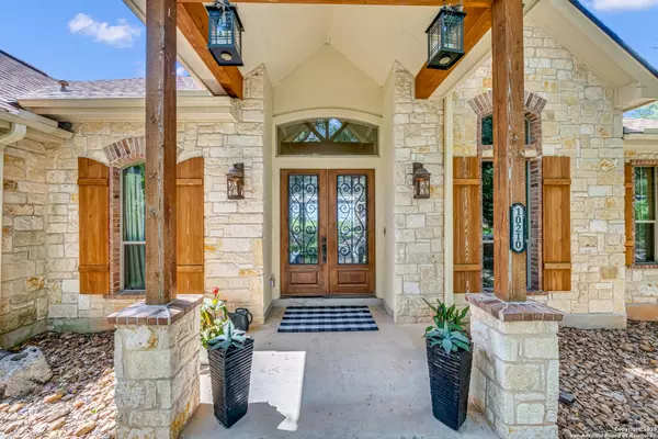 Helotes, TX 78023,10210 Rafter O Trail