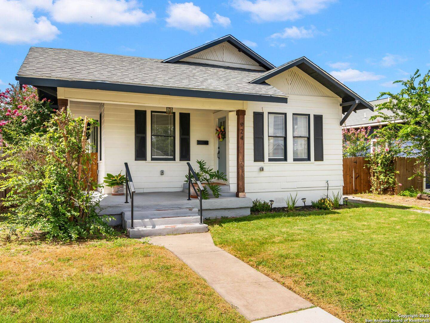 924 Rosewood, San Antonio, TX 78201