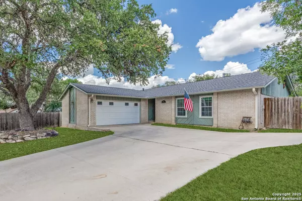 8711 Ridge Cliff, San Antonio, TX 78251