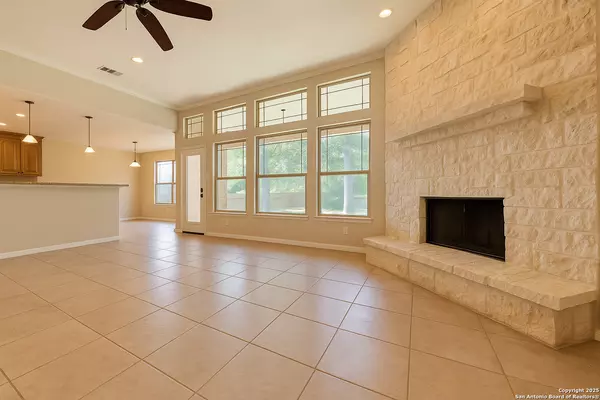 Pleasanton, TX 78064,308 Edgehill