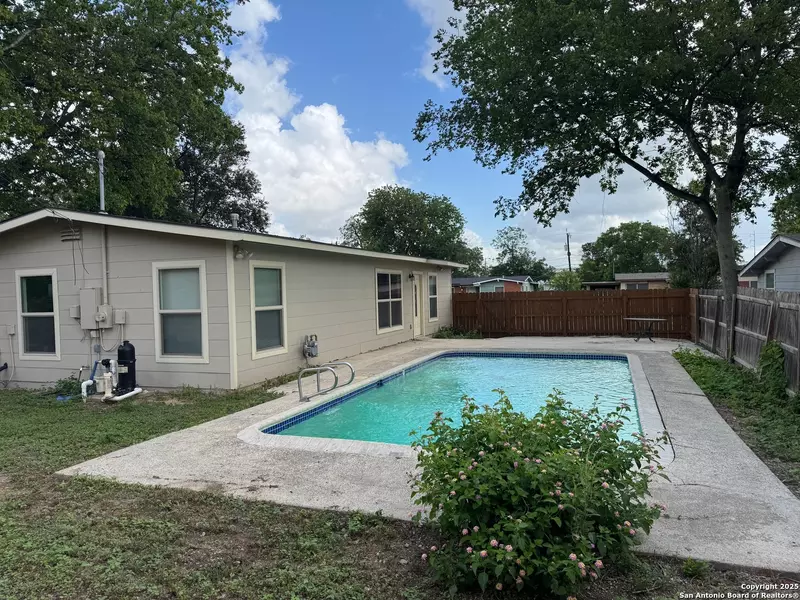 2310 Ingleside, San Antonio, TX 78213