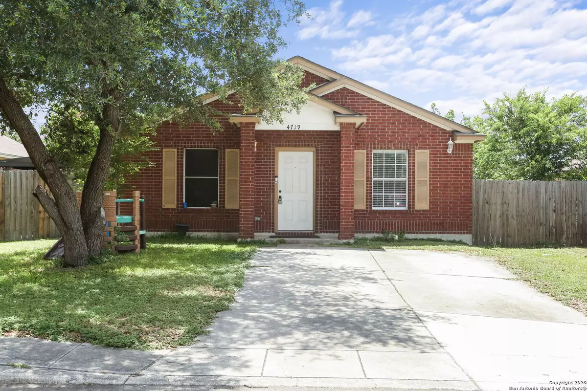 San Antonio, TX 78244,4719 Crystal Farm