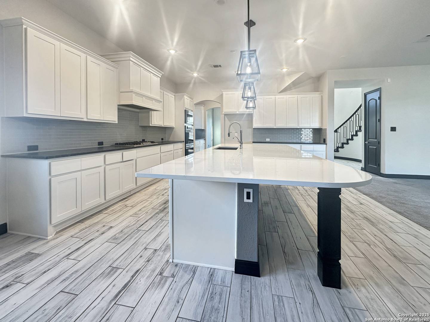 Castroville, TX 78009,150 LORALEI LN