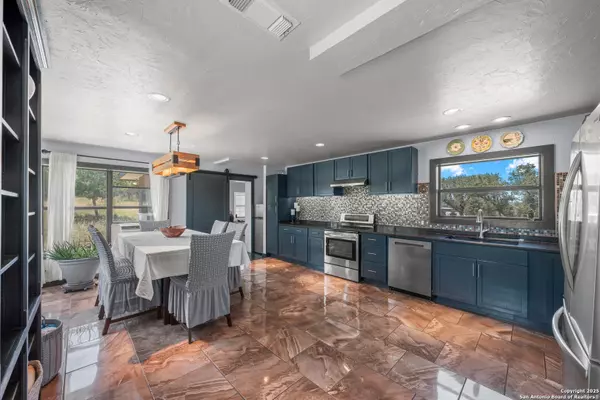 Fredericksburg, TX 78624,362 Oak Haven