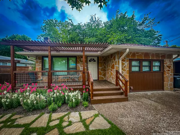 1025 Mulberry, New Braunfels, TX 78130