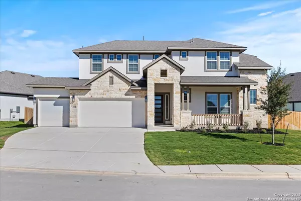 Seguin, TX 78155,421 Canyon Live Oak