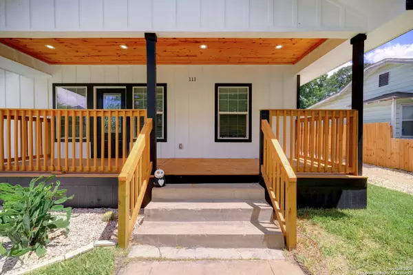 111 Bailey, San Antonio, TX 78210