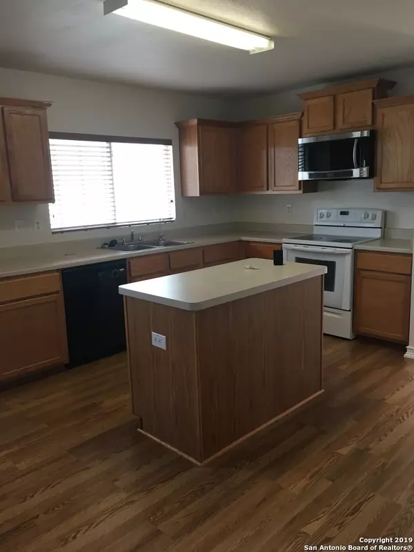 San Antonio, TX 78249-2324,5814 VALPARAISO WAY