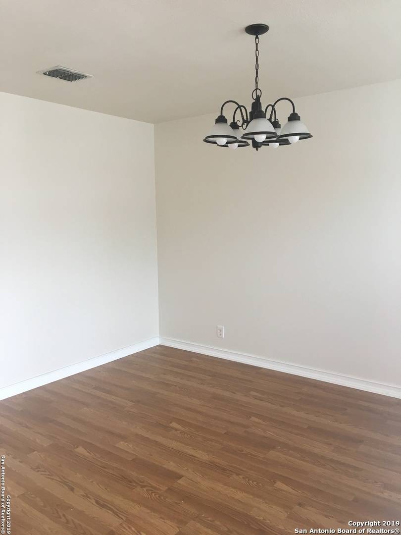 San Antonio, TX 78249-2324,5814 VALPARAISO WAY