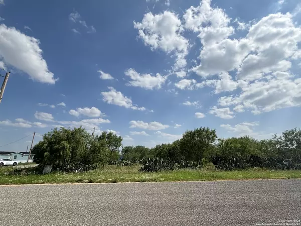 Pearsall, TX 78061,3420 LOT 1 TBD CR