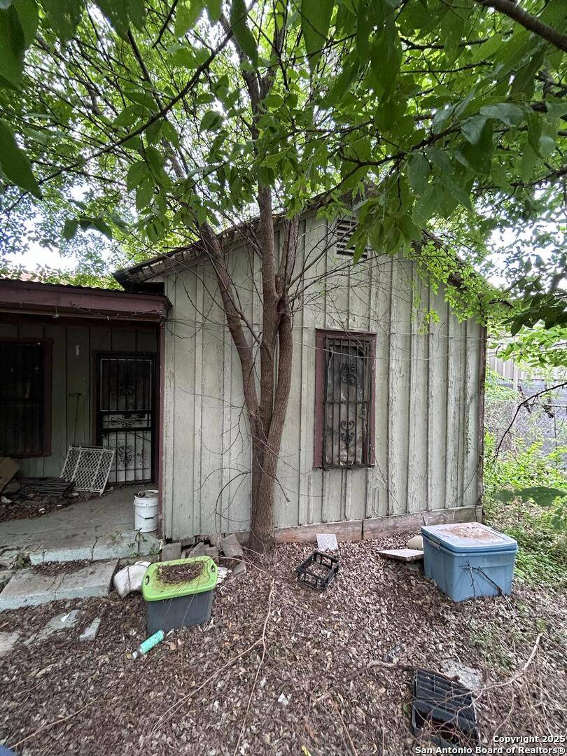 115 Yoakum, San Antonio, TX 78202