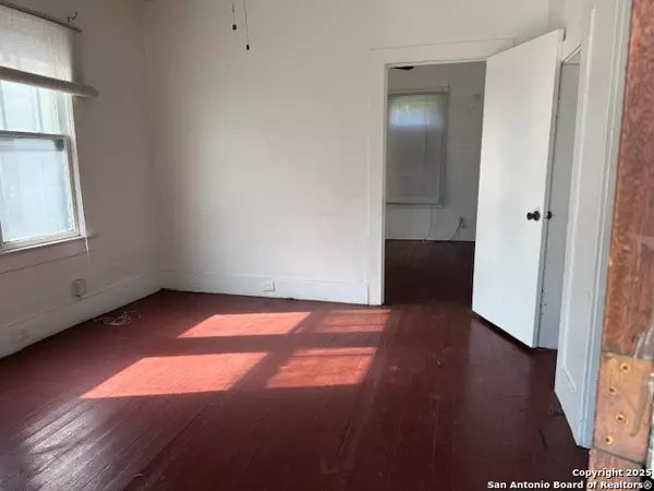 San Antonio, TX 78215,506 Grayson