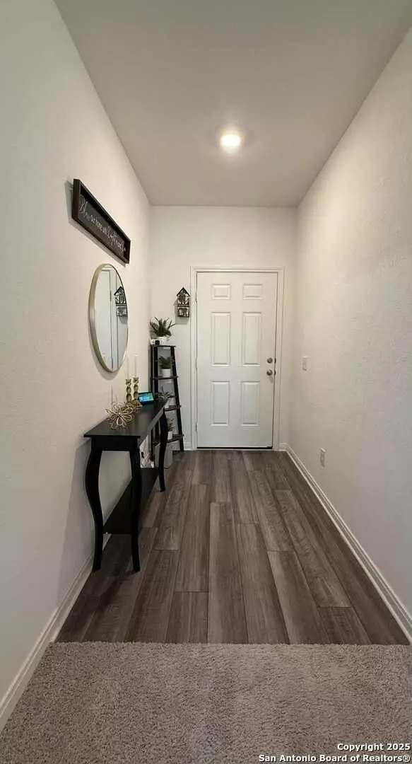 San Antonio, TX 78253,7521 Boa Hollow