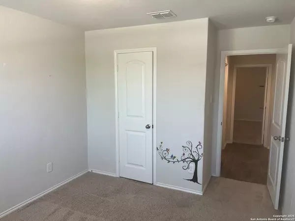 Seguin, TX 78155,805 Margay