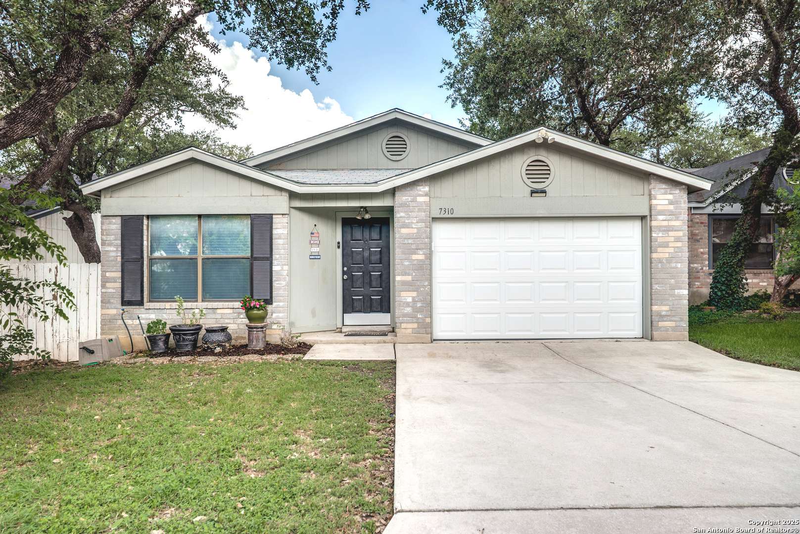 7310 Hunters Lk, San Antonio, TX 78249