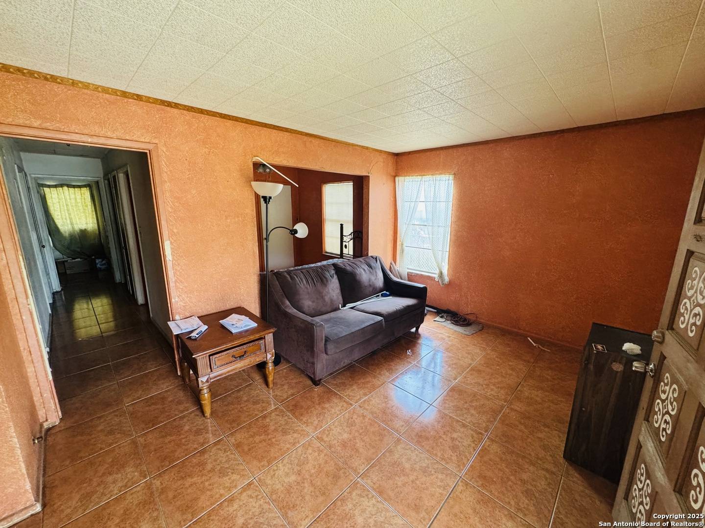 San Antonio, TX 78237,1828 Athel