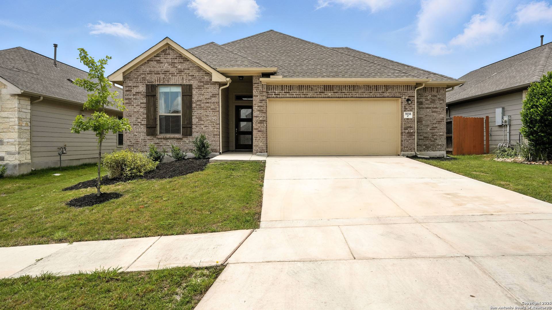 New Braunfels, TX 78130,3938 Legend Park