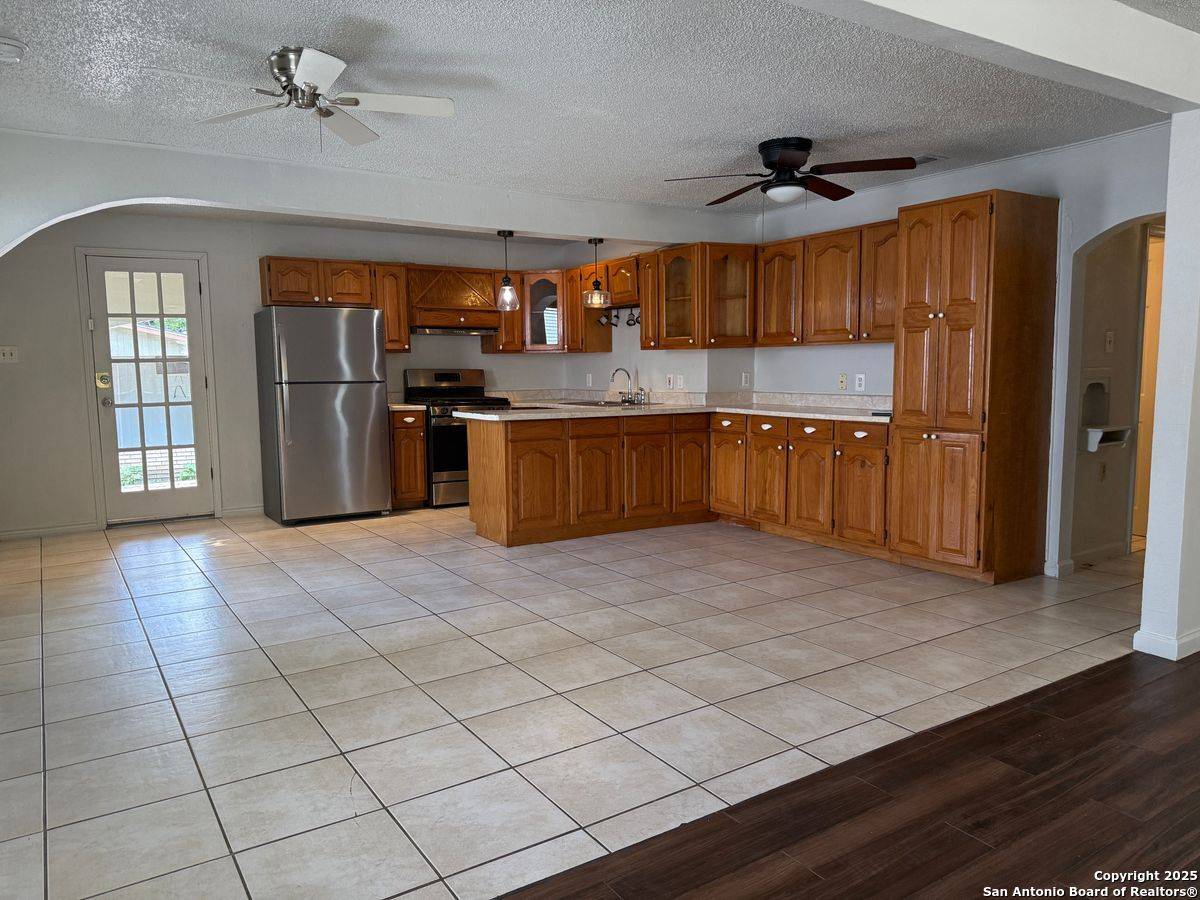 San Antonio, TX 78228,1226 36th