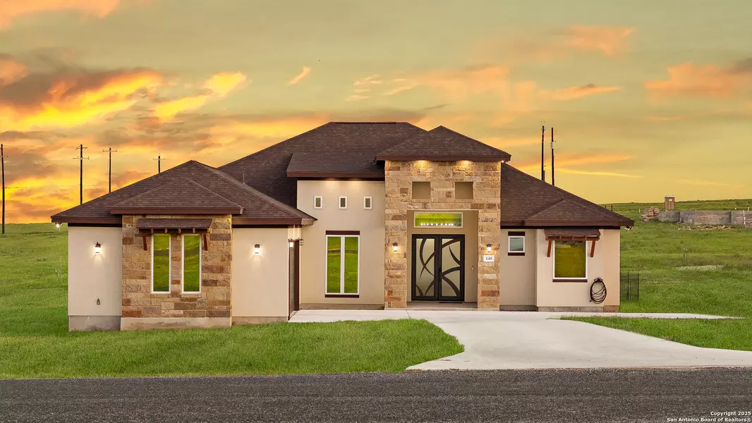 140 Summer Meadow Dr, La Vernia, TX 78121