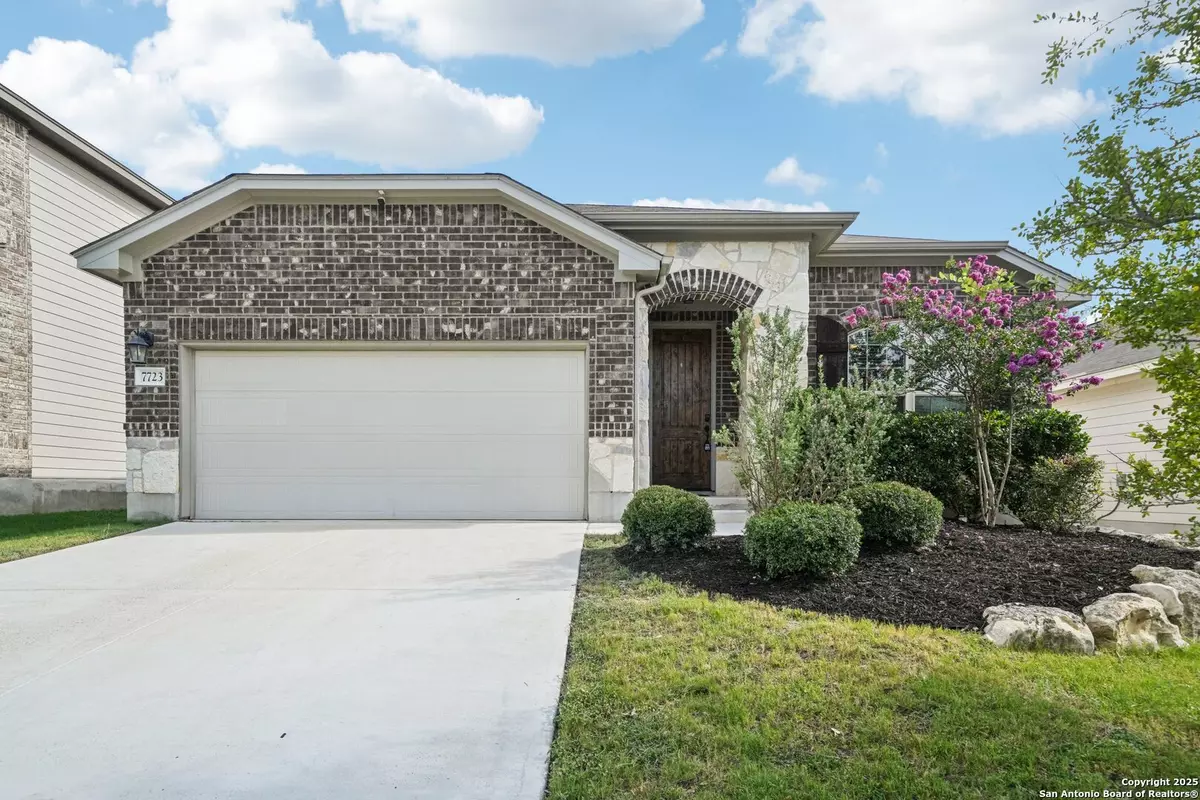 San Antonio, TX 78249,7723 Northmoon Fort