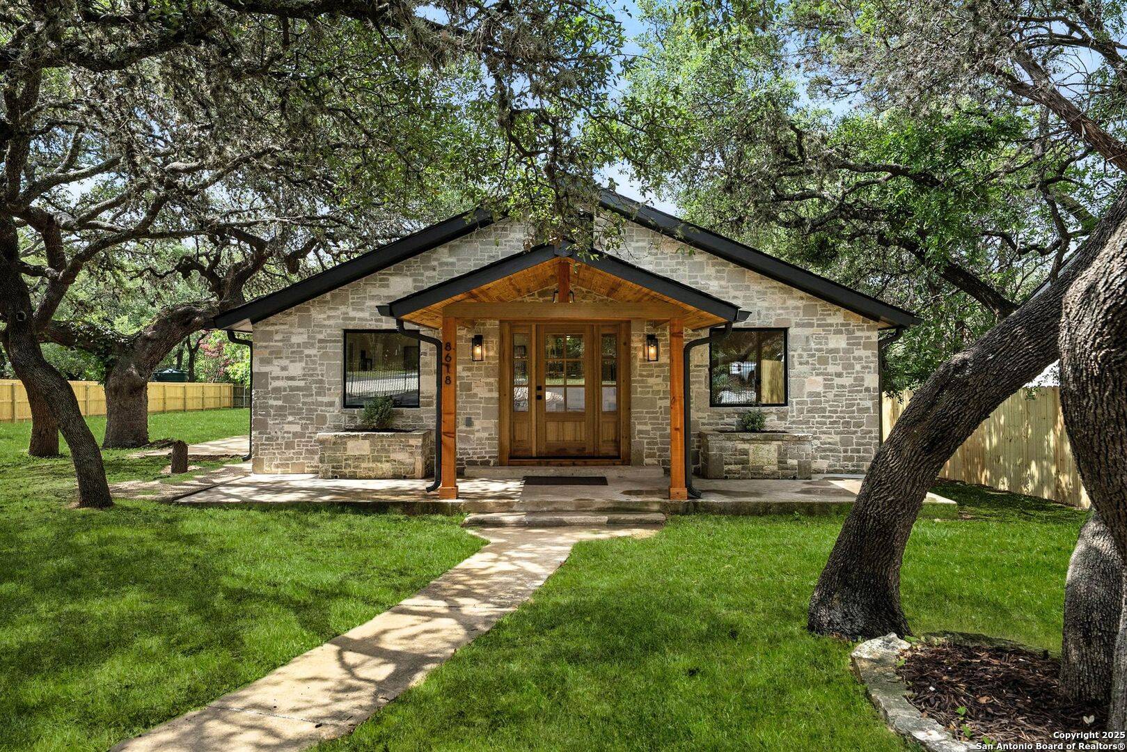 8618 Indian Hills, Boerne, TX 78006