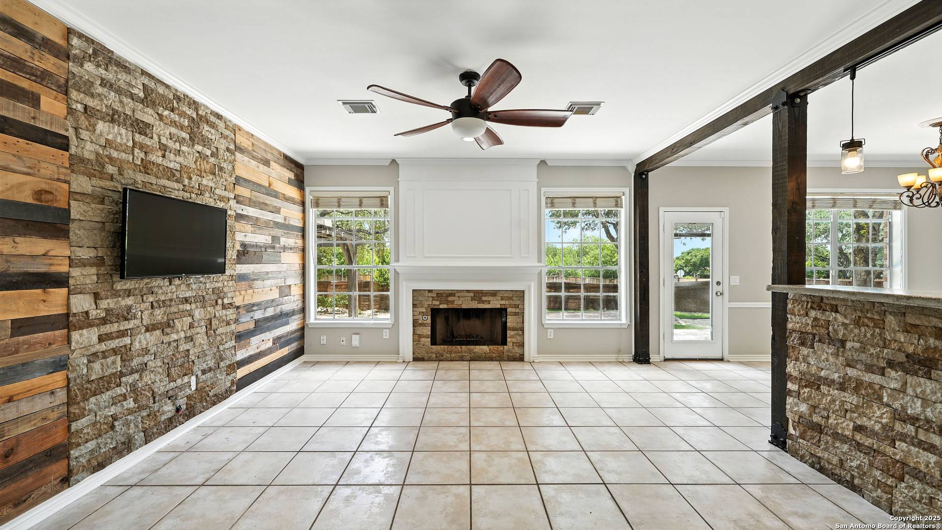San Antonio, TX 78254,9602 Antoine Forest