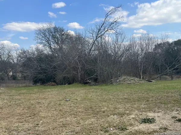 San Antonio, TX 78210,114 Elgin Ave
