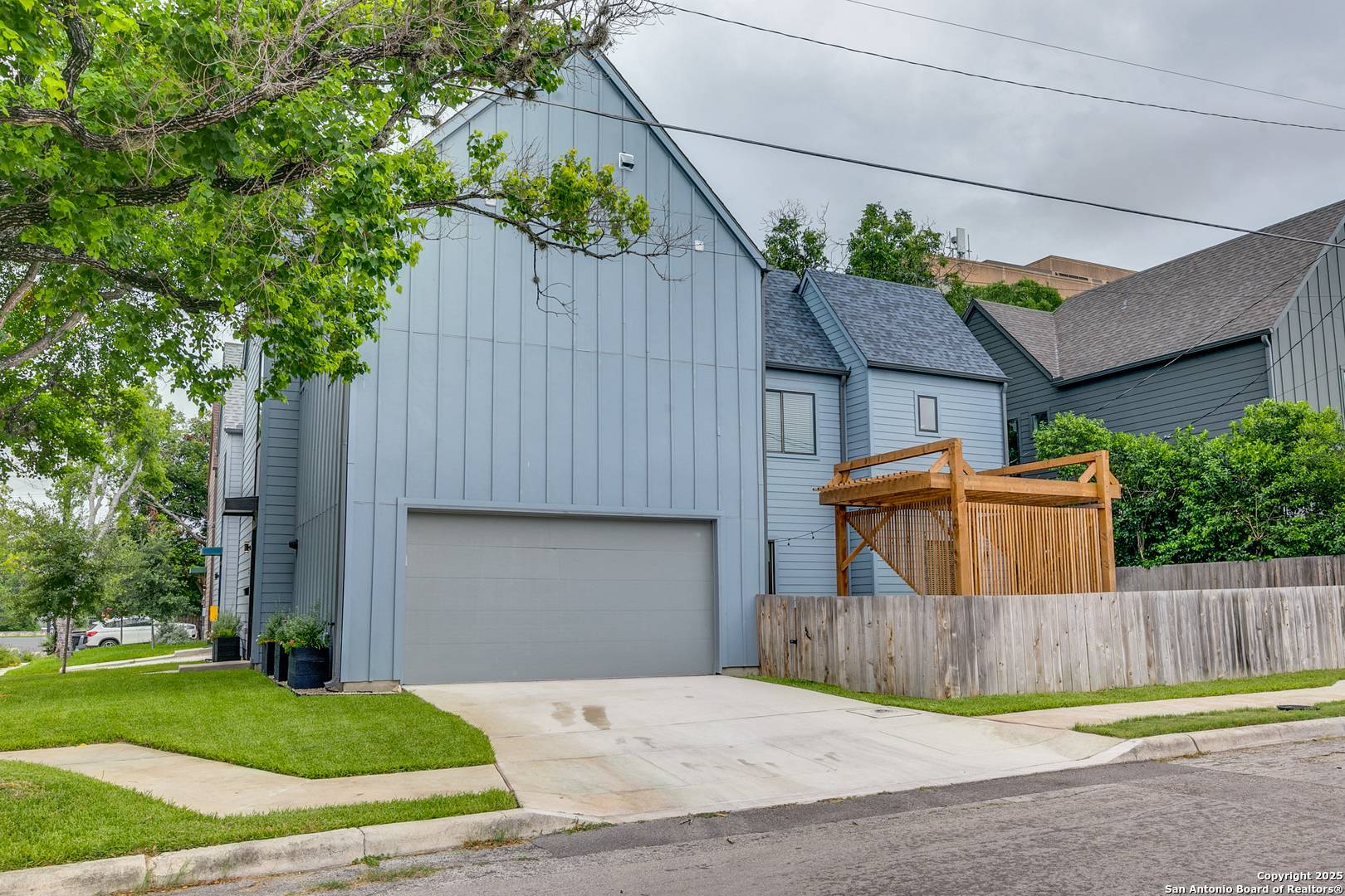 119 Carnahan, San Antonio, TX 78209