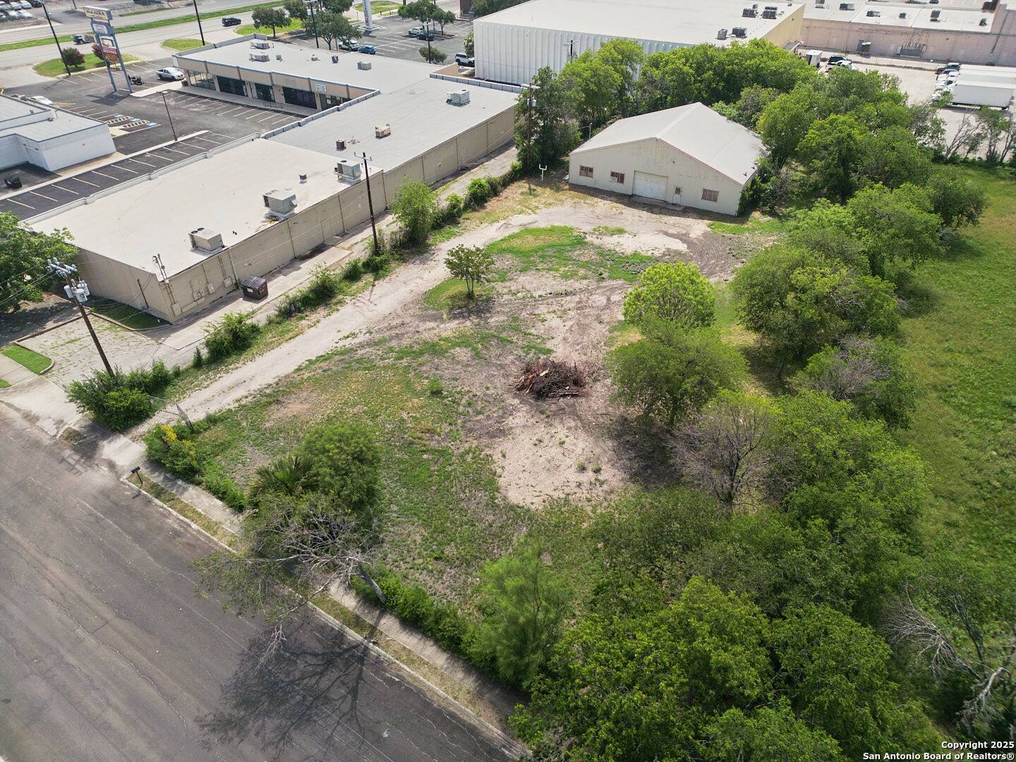 Leon Valley, TX 78238,6812 Sawyer