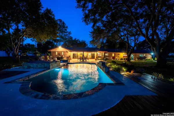 La Vernia, TX 78121,4812 FM 775