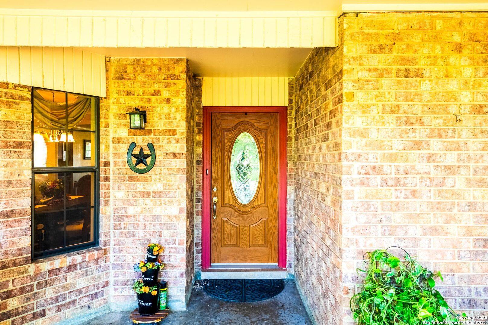 La Vernia, TX 78121,4812 A and B FM 775