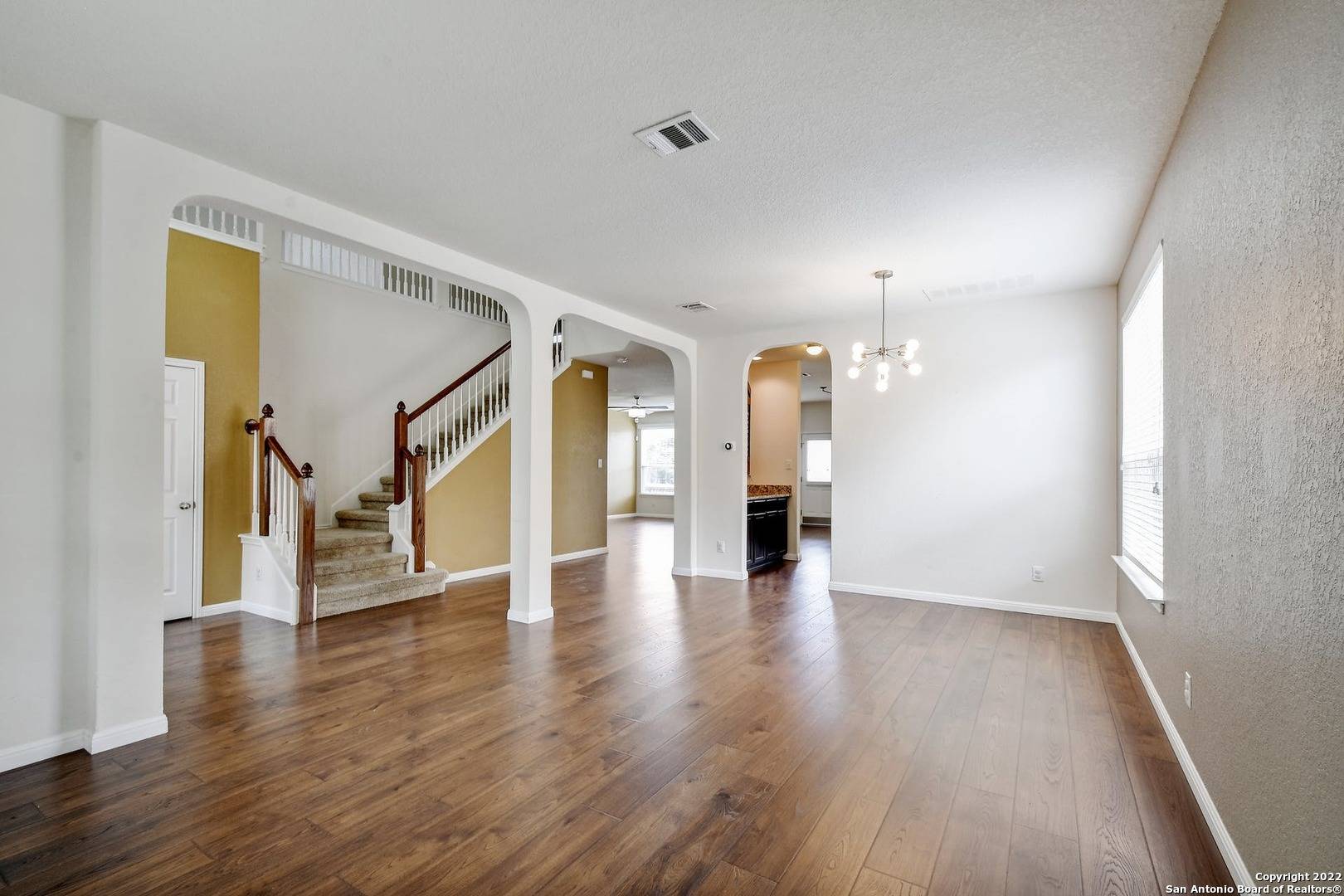 San Antonio, TX 78245-2462,11623 SWEET PEA RUN