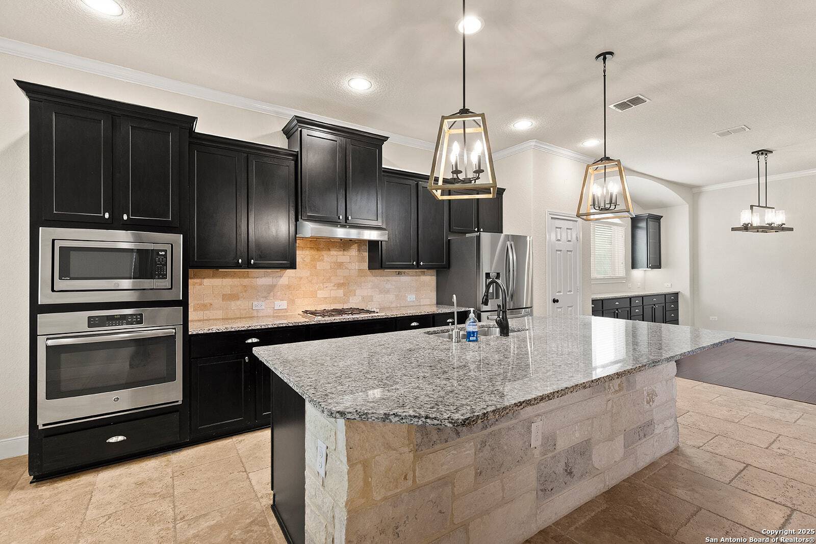 San Antonio, TX 78260,28826 Shadowrock