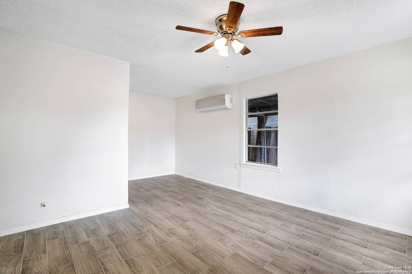 San Antonio, TX 78220,507 Pecan Valley
