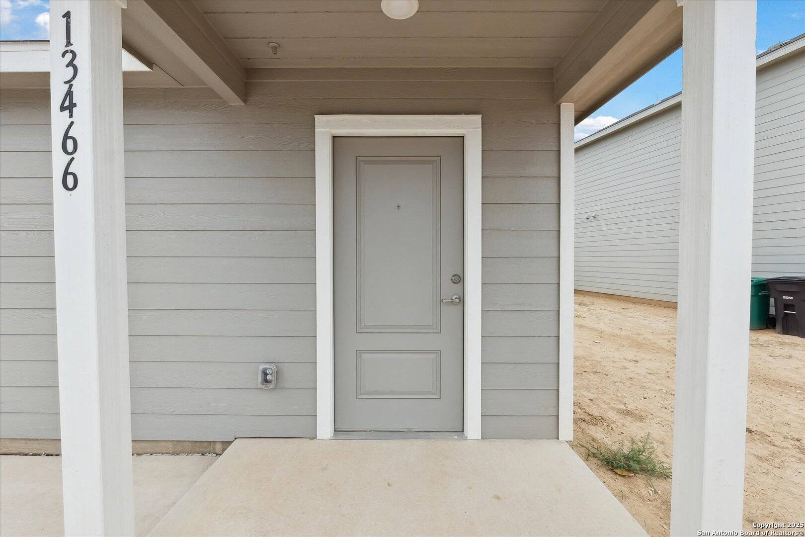 San Antonio, TX 78221,13466 Furyk Dr