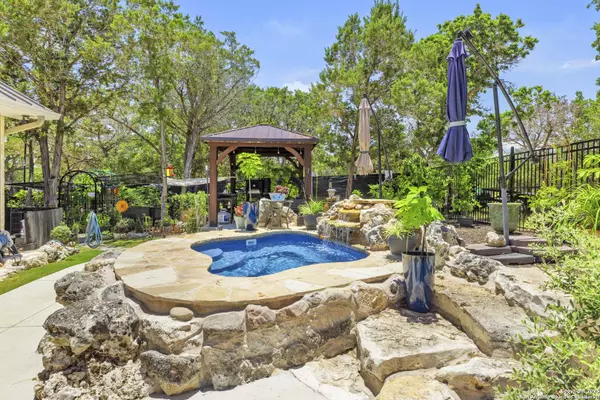 Kerrville, TX 78028,522 San Juan