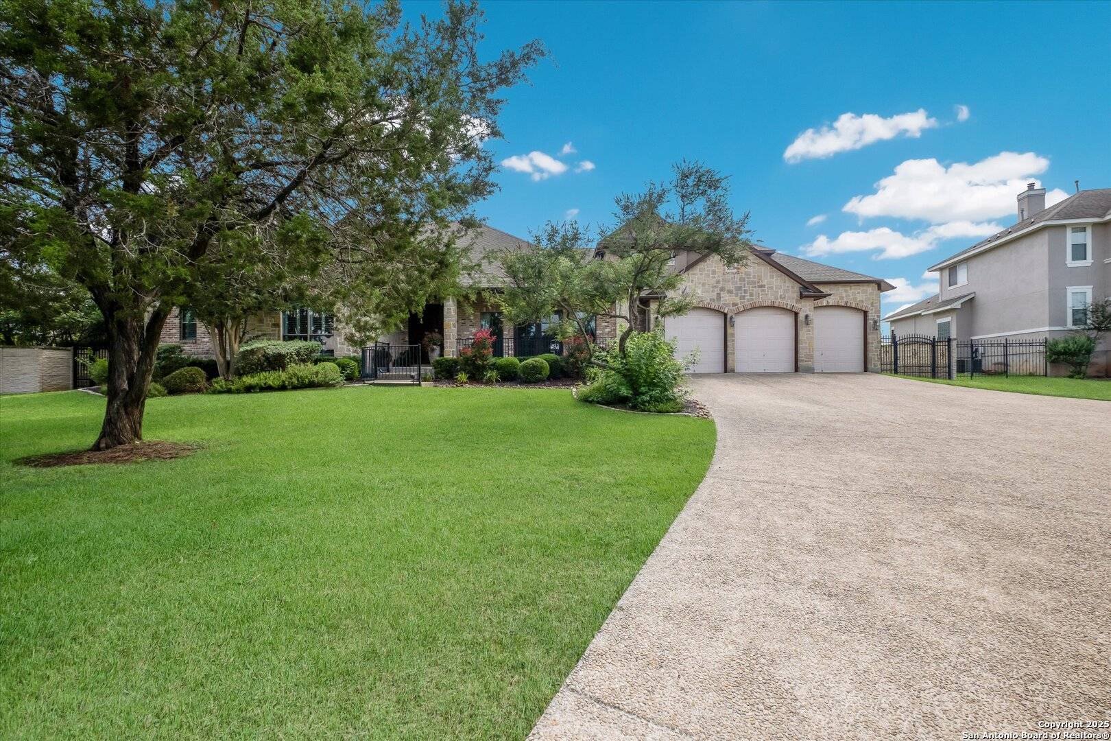 San Antonio, TX 78258,611 Ridge