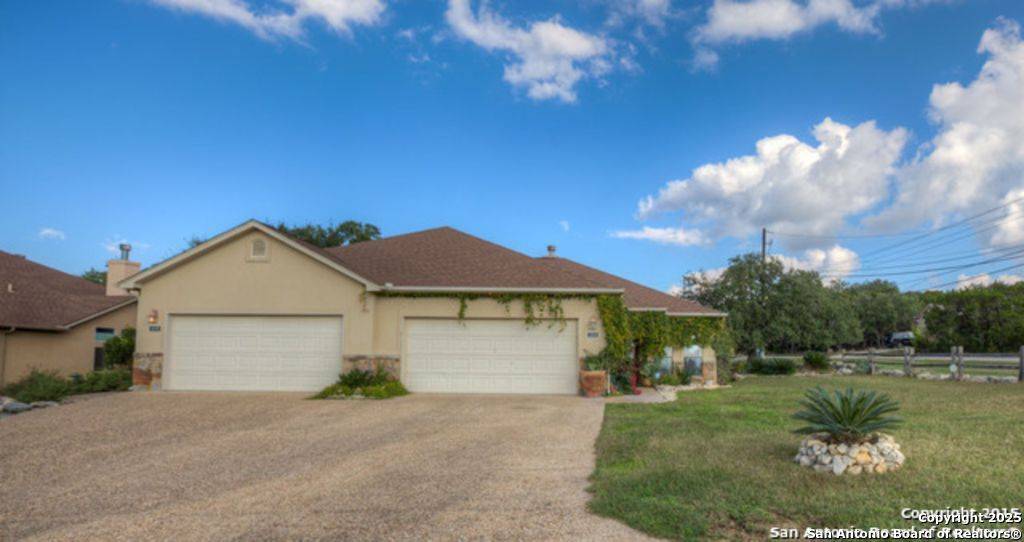 104 clearwater UNIT # 1, Canyon Lake, TX 78133