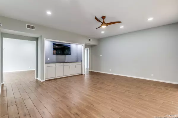 San Antonio, TX 78217,3678 HIDDEN DRIVE UNIT 604