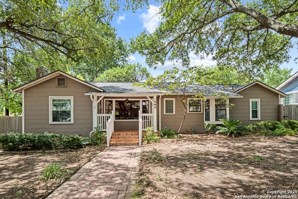 280 Halcyon Pl, Alamo Heights, TX 78209
