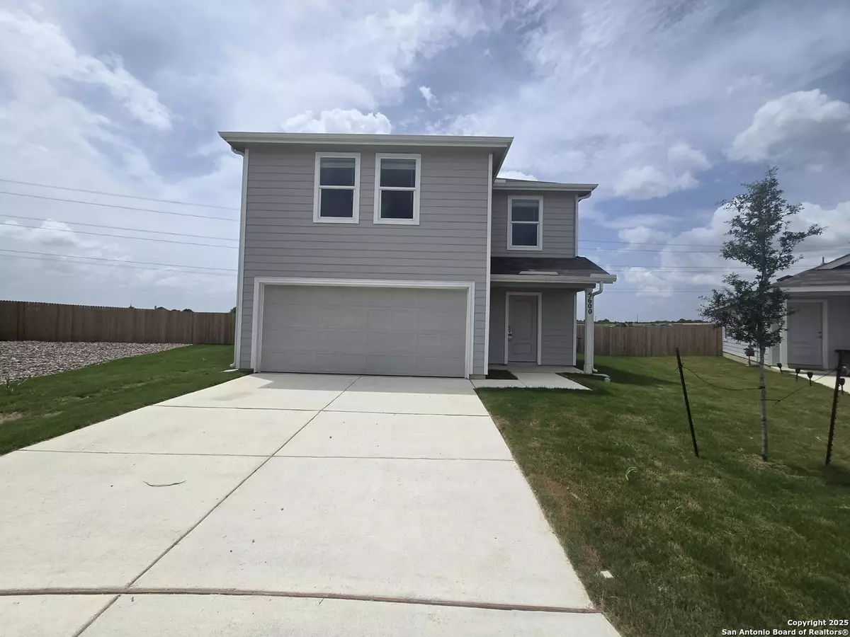 Seguin, TX 78155,5600 Geronimo