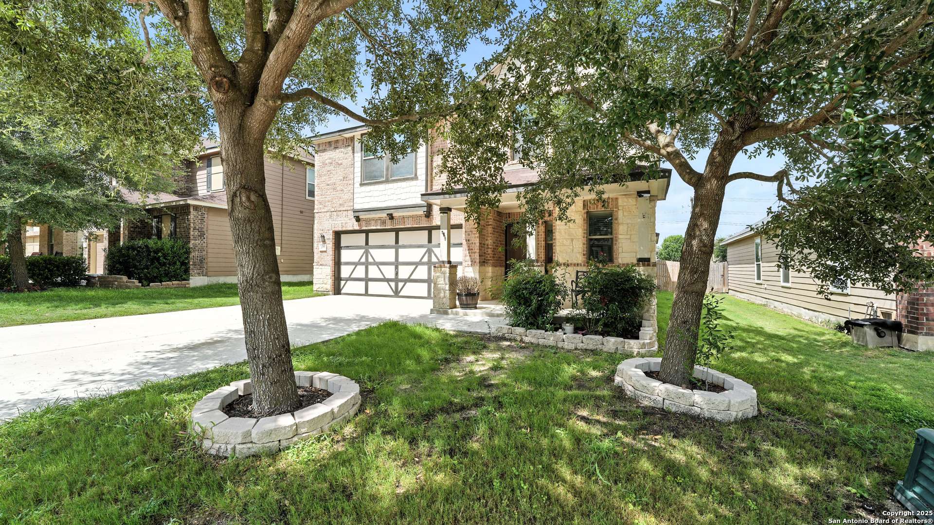 Cibolo, TX 78108,208 Gatewood Clf