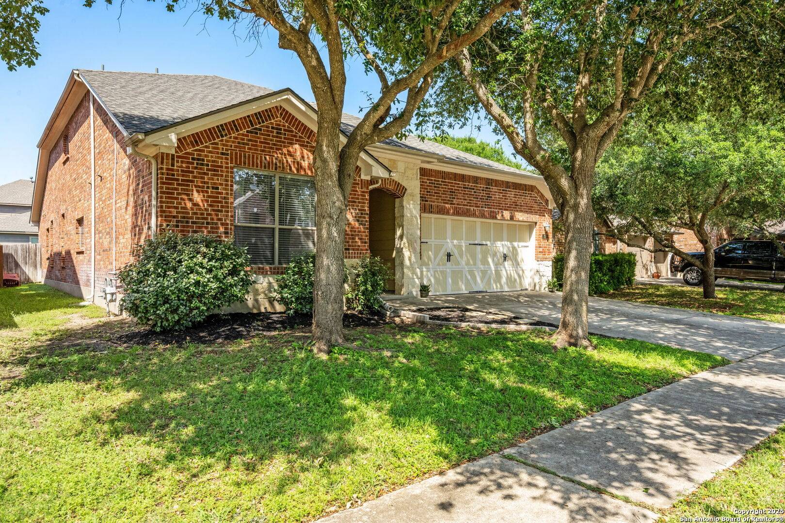 Boerne, TX 78006,208 Cold River