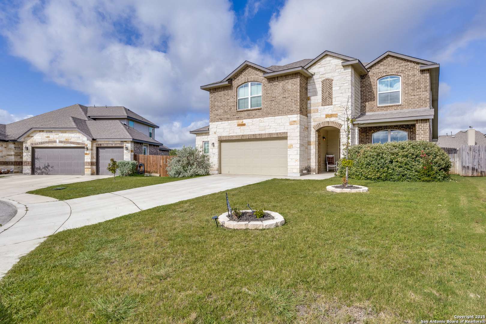Boerne, TX 78015,27403 Falls Brg
