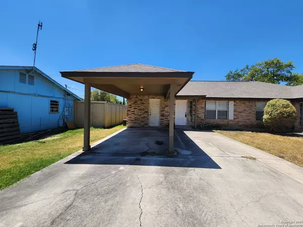249 GLENBROOK DR, New Braunfels, TX 78130-3298
