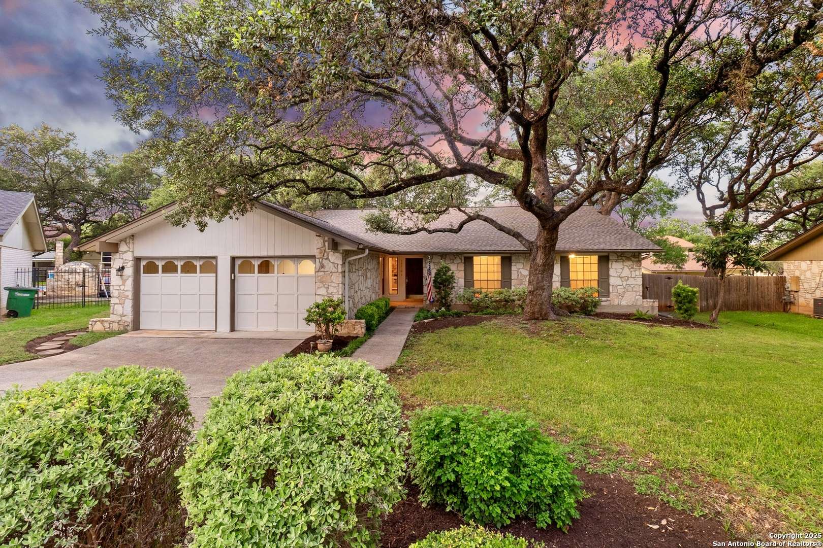 14310 Fox Fire Ln, San Antonio, TX 78231