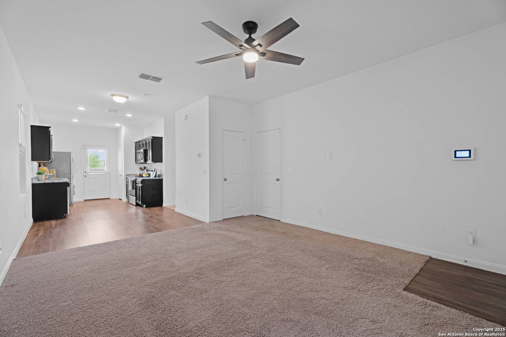 Converse, TX 78219,5806 Gulf Meadow