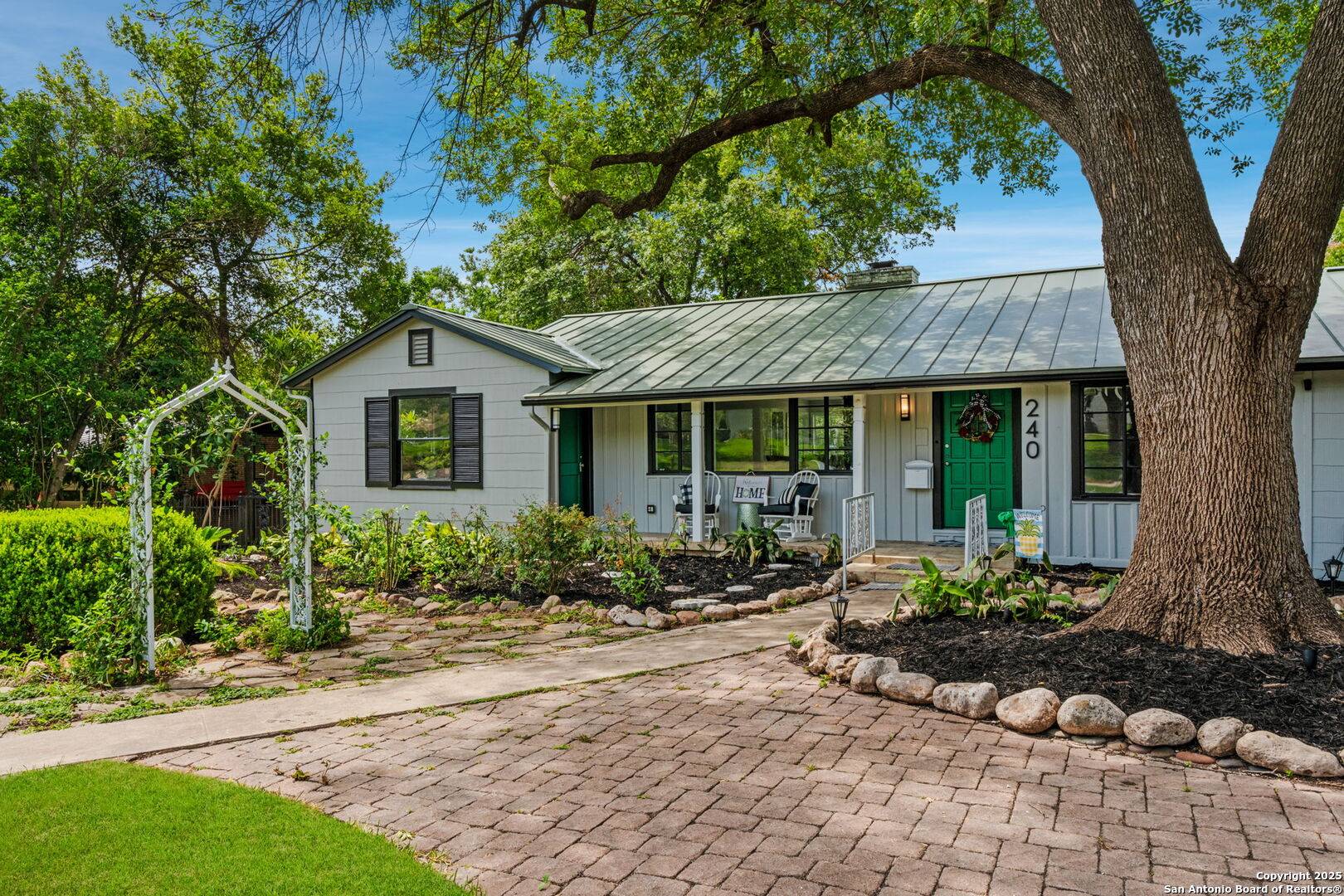 240 Wyanoke, San Antonio, TX 78209