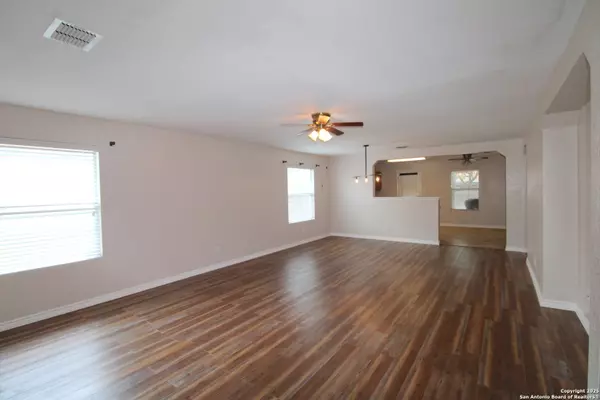 Selma, TX 78154,7815 Liberty Horse